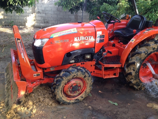 ขาย Kubota L3008ชั่วโมงน้อย ขาย Kubota L3008ชั่วโมงน้อย