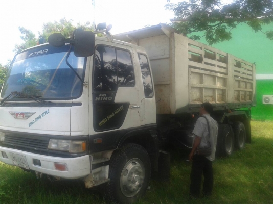 ขายรถบรรทุก 10 ล้อดัมพ์ HINO FM3H 195 แรงม้า ราคา 700000