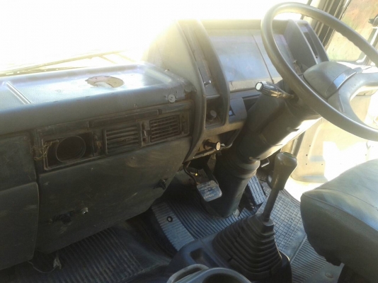 ขายรถบรรทุก 10 ล้อดัมพ์ HINO FM3H 195 แรงม้า ราคา 700000