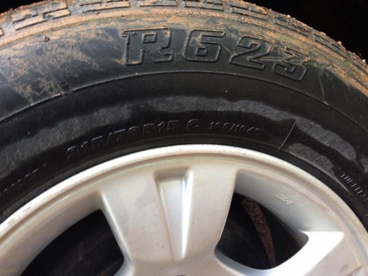 ขายล้อแม็กเดิมโรงงาน ถูกๆๆ พร้อมยาง ใช้ได้อีกนาน