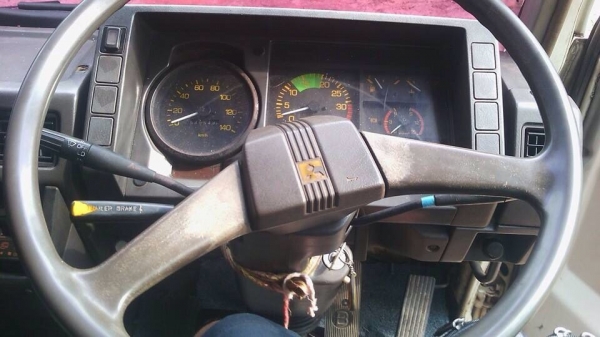 ขายดาวน์รถบรรทุก 10 ล้อหัวลาก MITSUBISHI FN527M-TG1270 220 แรงม้า ขายดาวน์ 180000