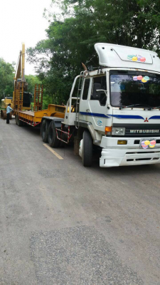 ขายดาวน์รถบรรทุก 10 ล้อหัวลาก MITSUBISHI FN527M-TG1270 220 แรงม้า ขายดาวน์ 180000