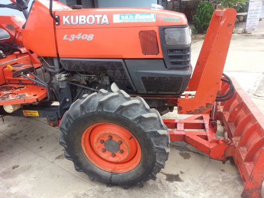 คูโบต้า L3408 4 WD ใบมีด
