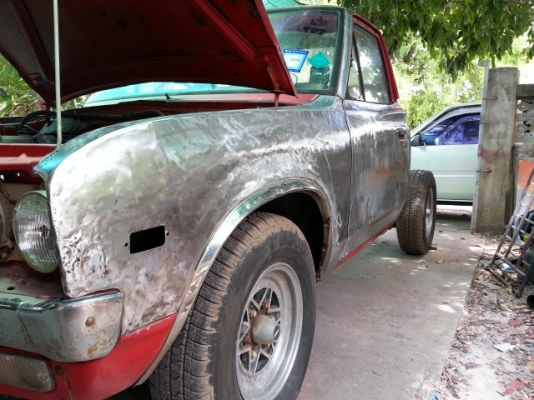 ขาย ดัสสัน 620 จดทะเบียนปี2518 เกียร์คอ เครื่องเดิมไม่มีควัน ไม่ผุ ภายในสวย เบาะไม่ขาด หลังคาไม่ผุ คอนโซลอุปกรณ์ภายในใช้ไดทุกอย่าง เบรค ไฟใช้ได้ทุกอย่าง ขับไกลสบาย