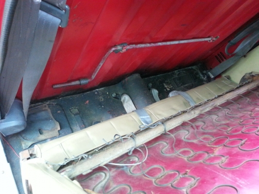 ขาย ดัสสัน 620 จดทะเบียนปี2518 เกียร์คอ เครื่องเดิมไม่มีควัน ไม่ผุ ภายในสวย เบาะไม่ขาด หลังคาไม่ผุ คอนโซลอุปกรณ์ภายในใช้ไดทุกอย่าง เบรค ไฟใช้ได้ทุกอย่าง ขับไกลสบาย