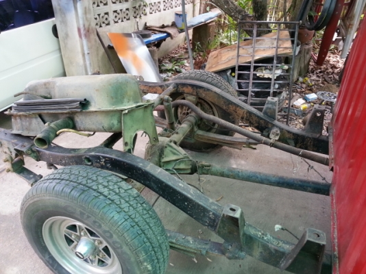 ขาย ดัสสัน 620 จดทะเบียนปี2518 เกียร์คอ เครื่องเดิมไม่มีควัน ไม่ผุ ภายในสวย เบาะไม่ขาด หลังคาไม่ผุ คอนโซลอุปกรณ์ภายในใช้ไดทุกอย่าง เบรค ไฟใช้ได้ทุกอย่าง ขับไกลสบาย