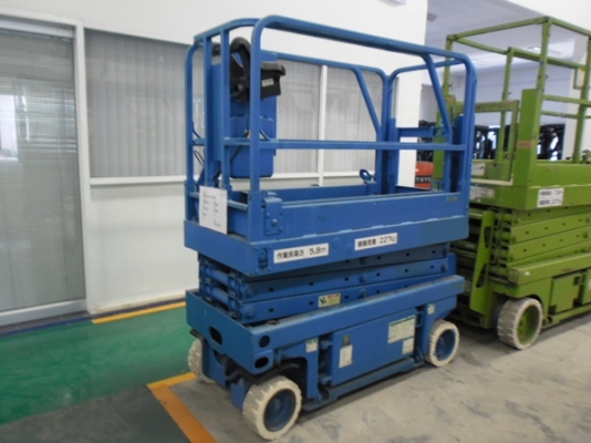 ขายรถกระเช้าขากรรไกร GENIE GS1930 สนใจติดต่อหนึ่ง 061-4194021