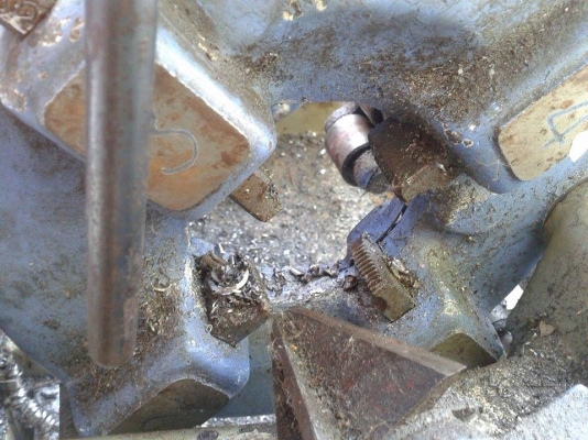 ขายเครื่องต๊าฟเกลียว