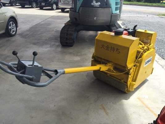 ขายรถบดเดินตาม Bomag รุ่นBw60HD มือสองญี่ปุ่น บดอัดสั่นสเทือนได้ เครื่องดีเซล สภาพดีพร้อมใช้งาน