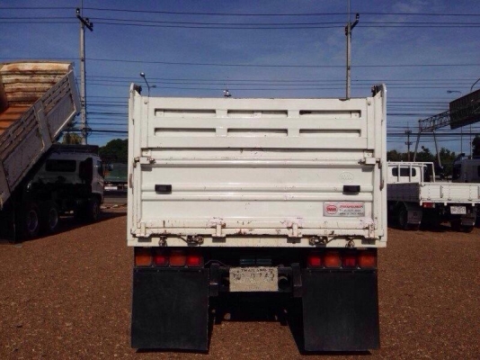 6 ล้อดัมพ์ HINO 175 แรง ปี 2555 รถวิ่ง 80,000 กว่าโล 6 ล้อดัมพ์ HINO 175 แรง ปี 2555 รถวิ่ง 80,000 กว่าโล