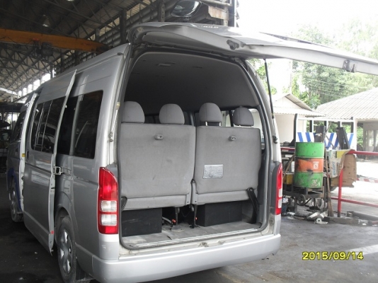 ขายรถตู้ commuter ปี 51