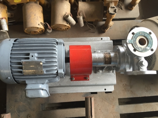 ขายปั้มน้ำ หัวปั้มเป็นสแตนเลส ไฟ380 มอเตอร์2แรง