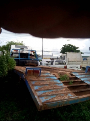 ขายเทรลเลอร์ JCM 165แรง หางใหญ่ขึ้นPC200ได้สบาย สโลเกียร์กลาง สภาพพร้อมใช้งาน เอกสารพร้อมโอน สนใจโทร 090-8588220คุณนะ 093-3258446คุณบิว หรือเข้าดูสินค้าอื่นๆได้ที่ www.truck.in.th/498 หรือเพจFacebook ณรงค์ ซื้อขายรถมือสอง (เว็บไซต์ส่วนตัว) หรือFacebook ตล