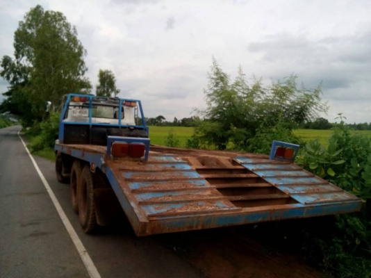 ขายเทรลเลอร์ JCM 165แรง หางใหญ่ขึ้นPC200ได้สบาย สโลเกียร์กลาง สภาพพร้อมใช้งาน เอกสารพร้อมโอน สนใจโทร 090-8588220คุณนะ 093-3258446คุณบิว หรือเข้าดูสินค้าอื่นๆได้ที่ www.truck.in.th/498 หรือเพจFacebook ณรงค์ ซื้อขายรถมือสอง (เว็บไซต์ส่วนตัว) หรือFacebook ตล