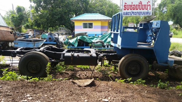 โครงอีแต๋น สภาพสวยมาก ไม่มีเครื่อง+เกียร์ คัสซี 4 ล้อกลาง เพลาลอย โครงอีแต๋น สภาพสวยมาก ไม่มีเครื่อง+เกียร์ คัสซี 4 ล้อกลาง เพลาลอย