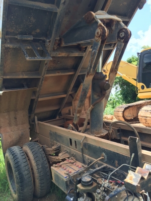 รถกระบะดั้ม ุ ล้อใหญ่ Hino FF173