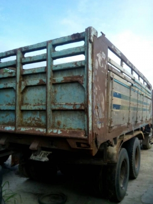 ขายดั้ม2เพลา ร็อกกี้195แรง พ.เพาเวอร์ เบรกทิฟฟี่ เอกสารพร้อมโอน ราคา450,000 สนใจโทร 090-8588220คุณนะ 093-3258446คุณบิว หรือเข้าดูสินค้าอื่นๆได้ที่ www.truck.in.th/498 หรือเพจFacebook ณรงค์ ซื้อขายรถมือสอง (เว็บไซต์ส่วนตัว) หรือFacebook ตลาดรถมือสอง คุณนะ