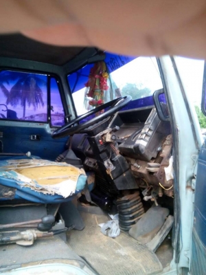 ขายดั้ม2เพลา ร็อกกี้195แรง พ.เพาเวอร์ เบรกทิฟฟี่ เอกสารพร้อมโอน ราคา450,000 สนใจโทร 090-8588220คุณนะ 093-3258446คุณบิว หรือเข้าดูสินค้าอื่นๆได้ที่ www.truck.in.th/498 หรือเพจFacebook ณรงค์ ซื้อขายรถมือสอง (เว็บไซต์ส่วนตัว) หรือFacebook ตลาดรถมือสอง คุณนะ