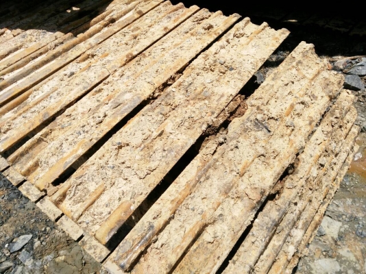 รถขุดPC 120-30..me มีบุ้งกี๋มีฝากระโปรงครบรถใช้งานอยู่พร้อมใช้