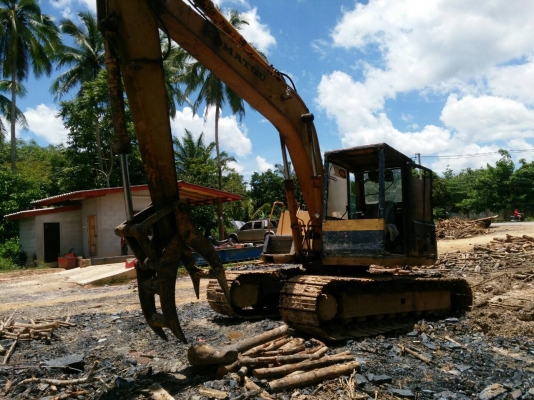 รถขุดPC 120-30..me มีบุ้งกี๋มีฝากระโปรงครบรถใช้งานอยู่พร้อมใช้