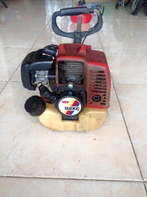 G2KC เครื่องตัดหญ้า 3 แรง 2 จังหวะ