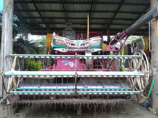 ขายรถเกี่ยวเกษตรพัฒนา รุ่นจ้าวช้างไวไฟ ปี53