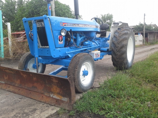 ขายครับฟอดเต็มตัวเปลีย่นเครือ่งเป็น6สูบพร้อมใช้