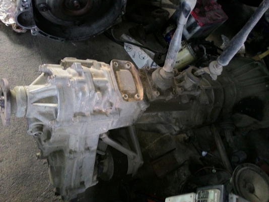 ขายเครื่อง toyota 3y มีเอกสาร  ยกลงจาก yn106  Four wheel ตามสภาพ