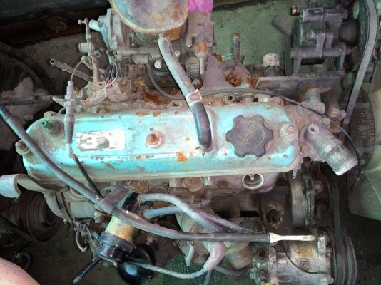 ขายเครื่อง toyota 3y มีเอกสาร  ยกลงจาก yn106  Four wheel ตามสภาพ