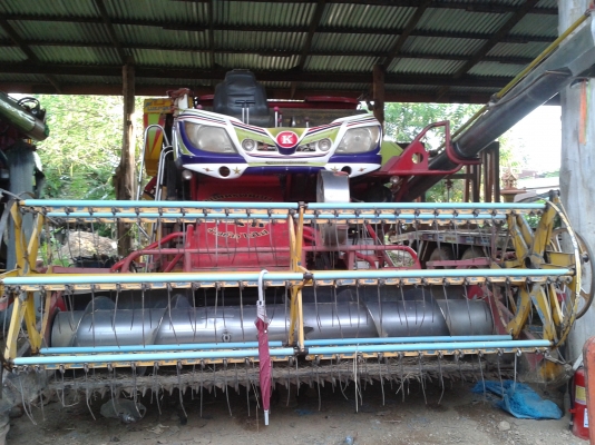 ขายรถเกี่ยวเกษตรพัฒนา รุ่นจ้าวช้างไวไฟ ปี52