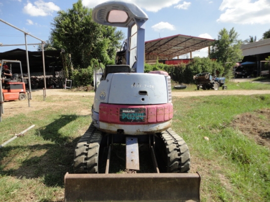 แบคโฮ KOMATSU