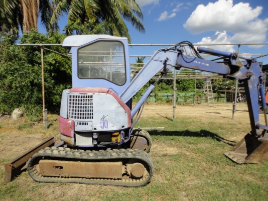 แบคโฮ KOMATSU