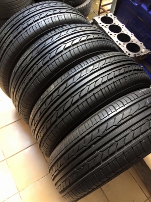 ยางขอบ 15"195-65R15 ปี10 Yokohama Earth 1 สภาพสวยๆ4  เส้นขาย 1,800 สนใจโทร 062-121-9299 แจ๊คครับ ดูยางแถวดอนเมืองครับ