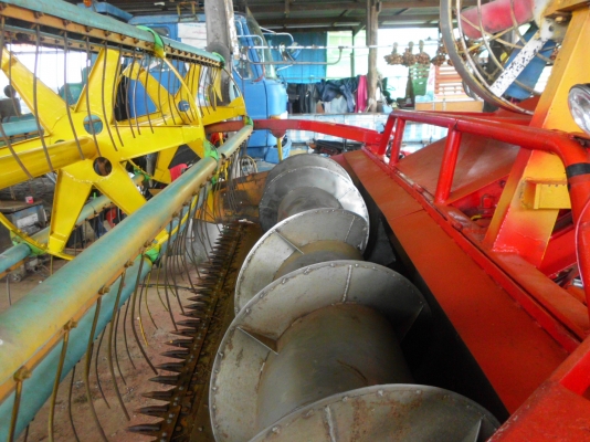 ขายรถเกี่ยวข้าวเกษตรพัฒนา อุ้ม2.5ตัน ตัวเดิน10 เพลาใหญ่ 210 ปั้มอิตั้นคู่22 ขายรถเกี่ยวข้าวเกษตรพัฒนา อุ้ม2.5ตัน ตัวเดิน10 เพลาใหญ่ 210 ปั้มอิตั้นคู่22