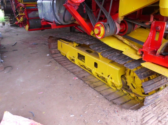 ขายรถเกี่ยวข้าวเกษตรพัฒนา อุ้ม2.5ตัน ตัวเดิน10 เพลาใหญ่ 210 ปั้มอิตั้นคู่22 ขายรถเกี่ยวข้าวเกษตรพัฒนา อุ้ม2.5ตัน ตัวเดิน10 เพลาใหญ่ 210 ปั้มอิตั้นคู่22