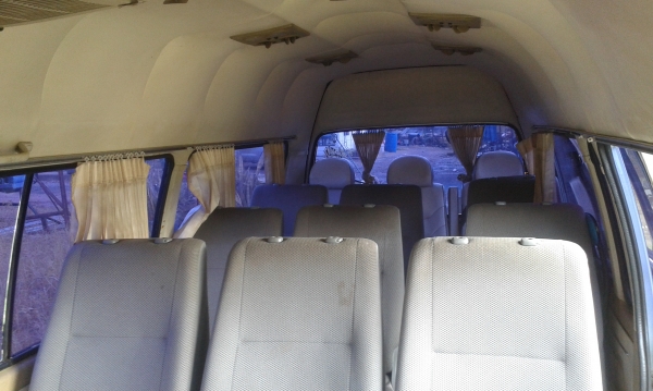 ขายรถตู้โตโยต้า ราคาไม่แพง