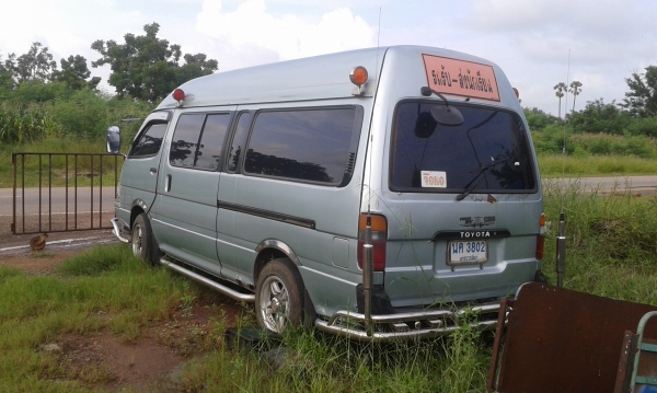 ขายรถตู้โตโยต้า ราคาไม่แพง