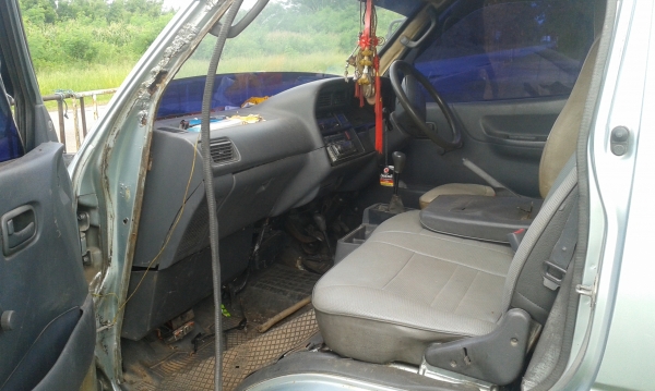 ขายรถตู้โตโยต้า ราคาไม่แพง