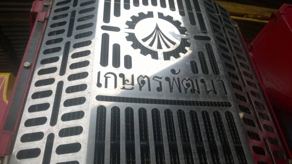 ขายรถเกี่ยวอุ้มข้าว3ตันเกษตรพัตนาเครืองJO8Cรถสวยมากๆๆปี56