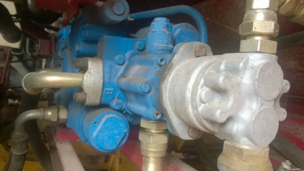 ขายรถเกี่ยวอุ้มข้าว3ตันเกษตรพัตนาเครืองJO8Cรถสวยมากๆๆปี56