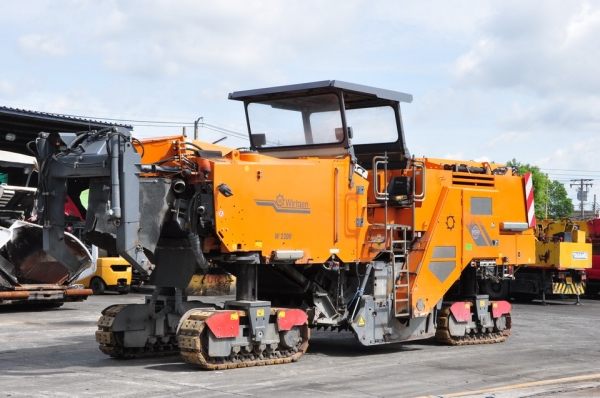 WIRTGEN W2200 S/N 0495 Y2009 - Truck2Hand.com