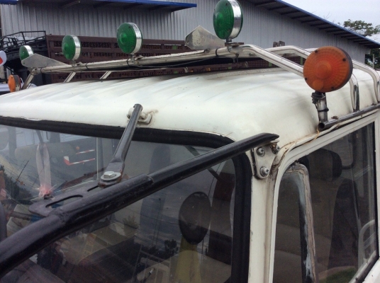 .หัวเก๋ง10ล้อ F18 (ถอดยกลง) สภาพสวย อุปกรณ์ครบ ขาย 60,000 บาท (ศุภากร 081-1903107 ,081-4252943) .หัวเก๋ง10ล้อ F18 (ถอดยกลง) สภาพสวย อุปกรณ์ครบ ขาย 60,000 บาท (ศุภากร 081-1903107 ,081-4252943)