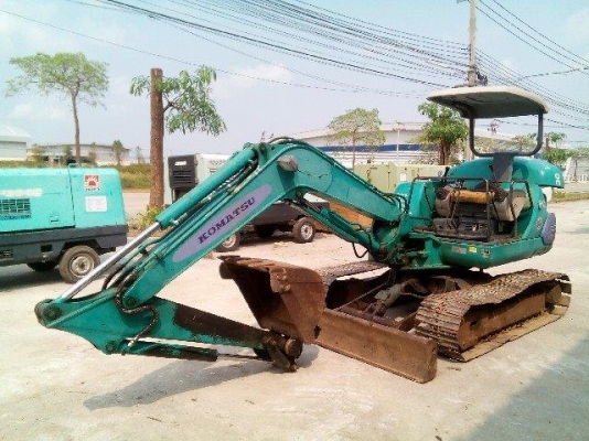 ขายด่วน!! รถขุด Komatsu PC40-7 # 22200 จากญี่ปุ่น สนใจโทร.080-6565422(หนิง)