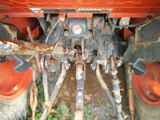 จัดมาอีกหนึ่งคันกับแทรกเตอร์ L4708 ราคาโดนๆ