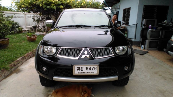 MITSUBISHI TRITON PLUS 4ประตู ปี2012