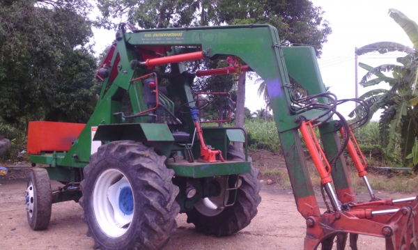 ขาย รถคีบอ้อย คีบหลัง สามารถเกษตรยนต์