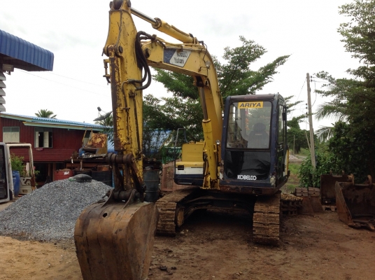 KOBELCO SK60 MACK III สภาพดี พร้อมใช้งาน KOBELCO SK60 MACK III สภาพดี พร้อมใช้งาน