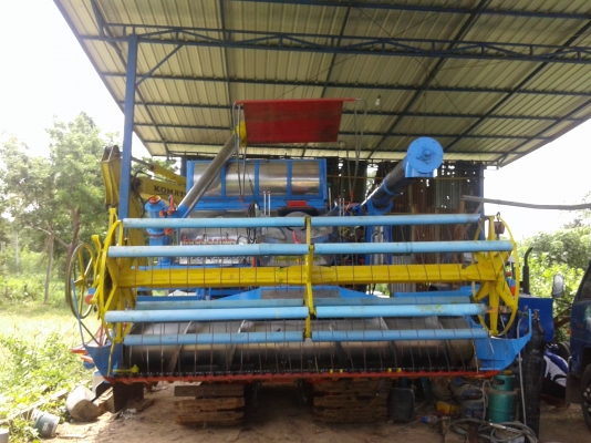 ขายรถเกี่ยวไทยเจริญ ขายรถเกี่ยวไทยเจริญ