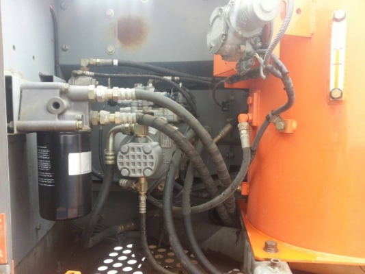 ขายรถนอกเก่าญี่ปุ่น hitachi zx 120 แทรก70cmรถสวยราคาถูก สนใจโทร 092-3309229 อี๊ด