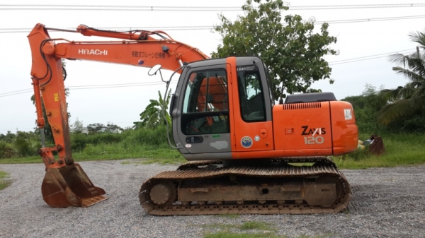 ขายรถนอกเก่าญี่ปุ่น hitachi zx 120 แทรก70cmรถสวยราคาถูก สนใจโทร 092-3309229 อี๊ด